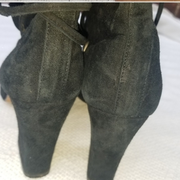 Via Spiga‎ Black Suede Laced  Booties 10 - Picture 4 of 7
